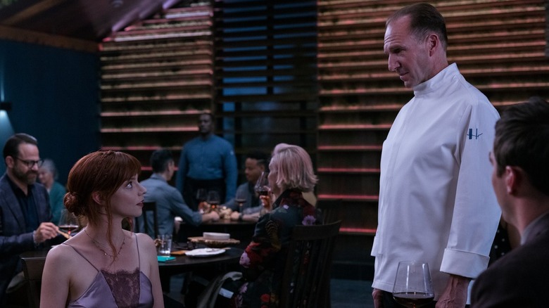 Slowik looks down at Margot in the restaurant in "The Menu" (2022)