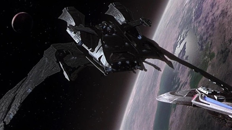 The Scimitar confronts the Enterprise in Star Trek: Nemesis
