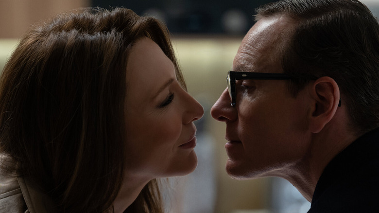 George and Katharine get ready to kiss in Black Bag