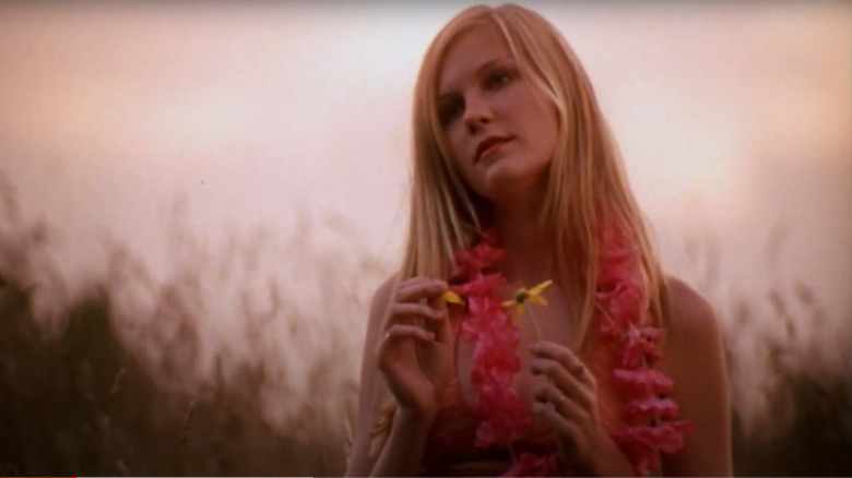 Lux Lisbon with flower