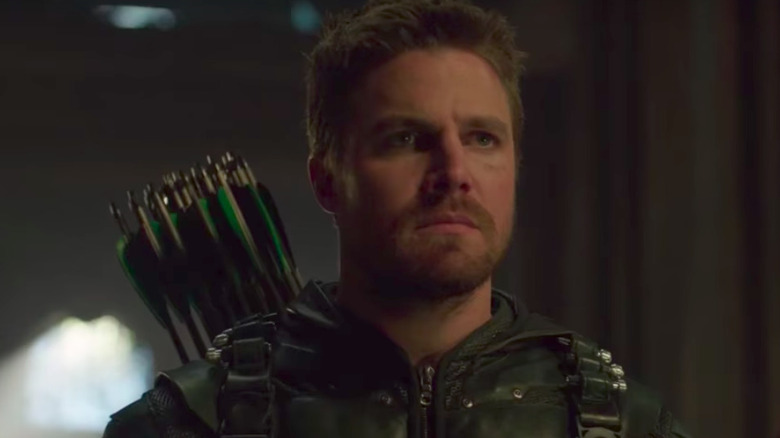 Arrow looks right