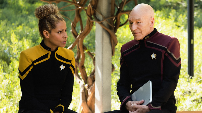 Jean-Luc Picard and Raffi Musiker sitting together outside (2020)
