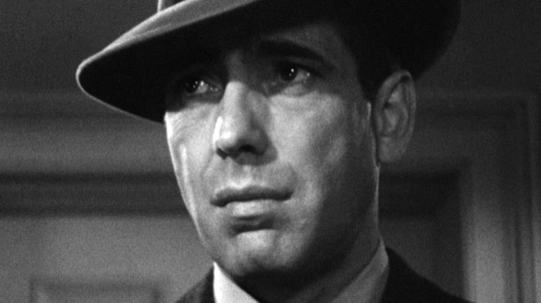 Humphrey Bogart in detective fedora