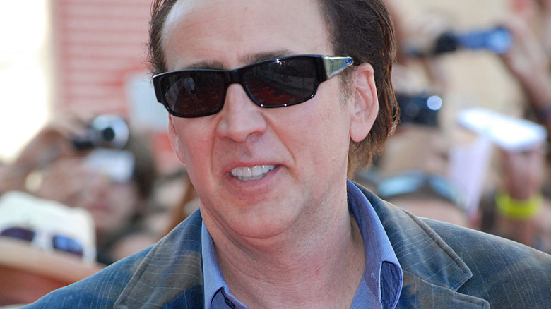 Cage shading from stardom