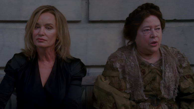 Fiona Goode and Madame LaLaurie sitting together
