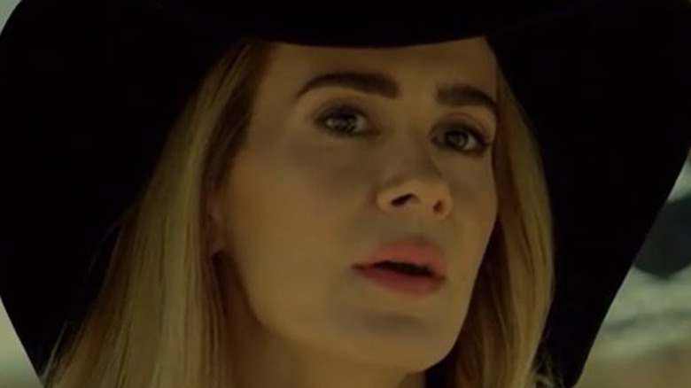 Cordelia Goode in hat