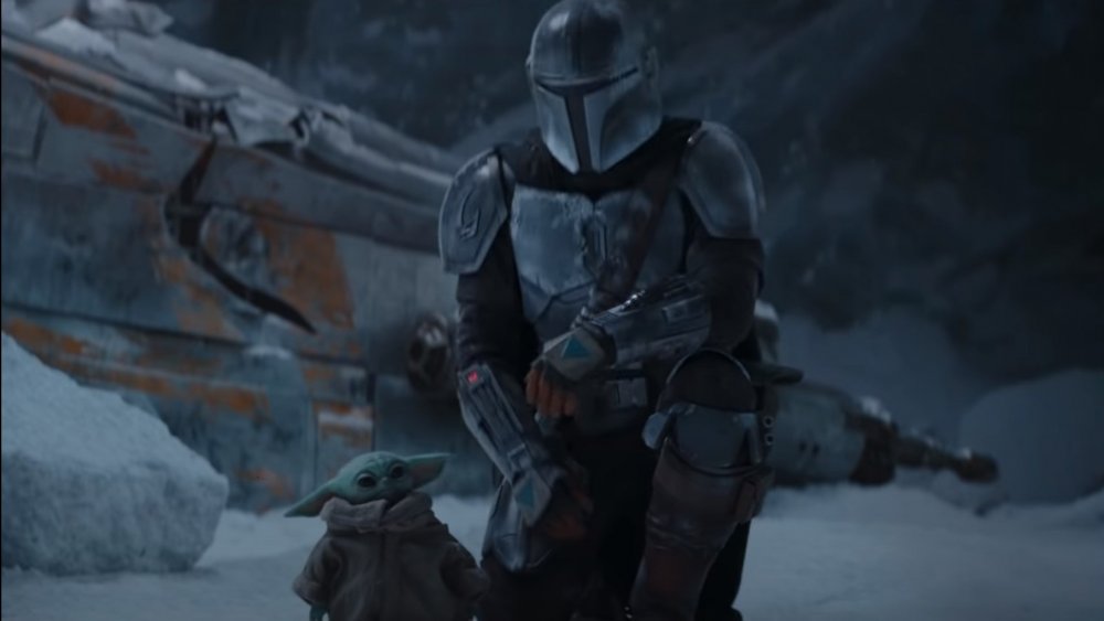 Mando and The Child in the season 2 trailer for The Mandalorian