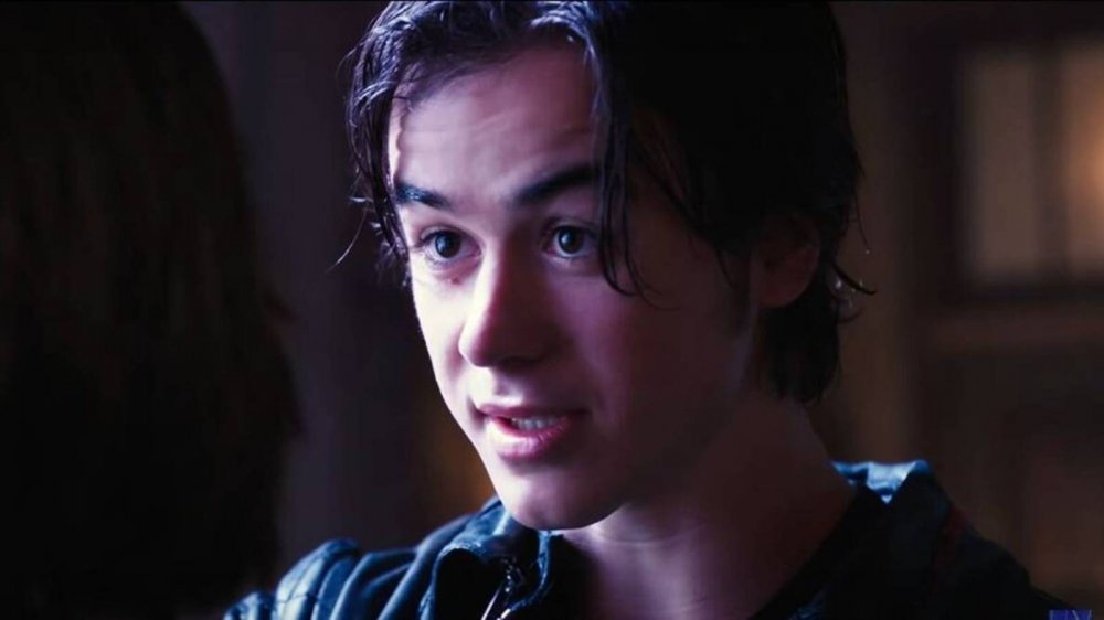 Keean Johnson plays Alita's love interest, Hugo, in Alita: Battle Angel