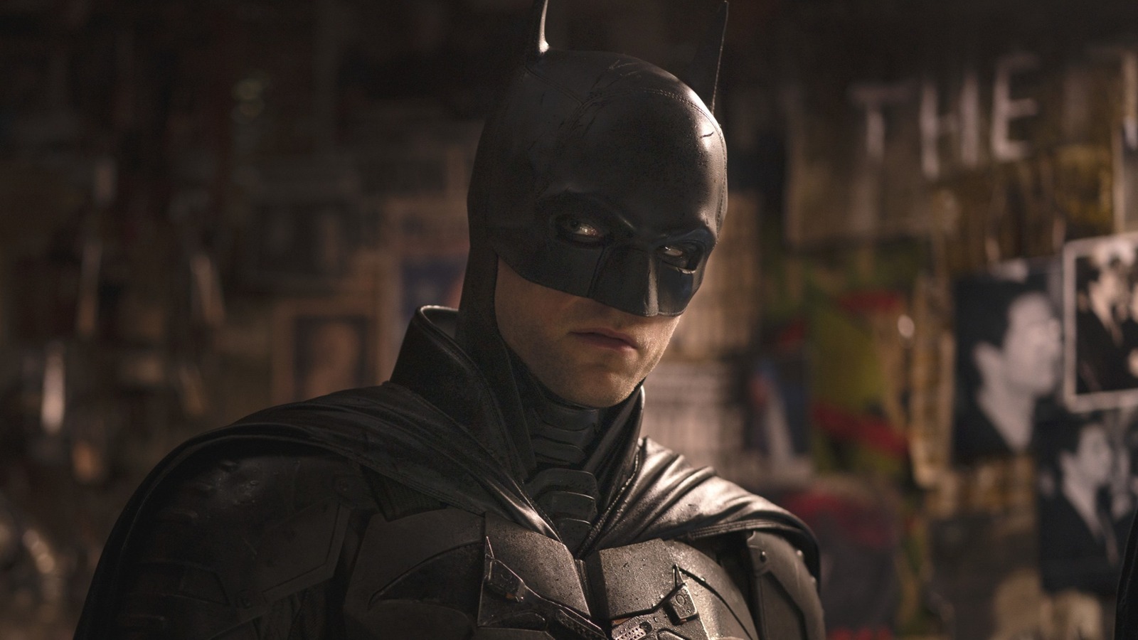 Matt Reeves Gives Fans a Glimpse of The Batman Logo