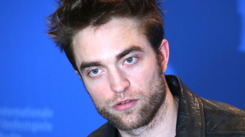 Robert Pattinson posing