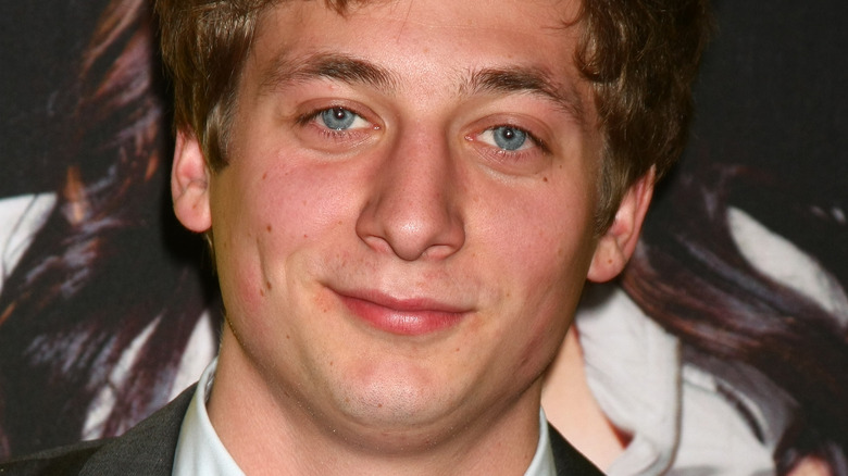 Jeremy Allen White smiles