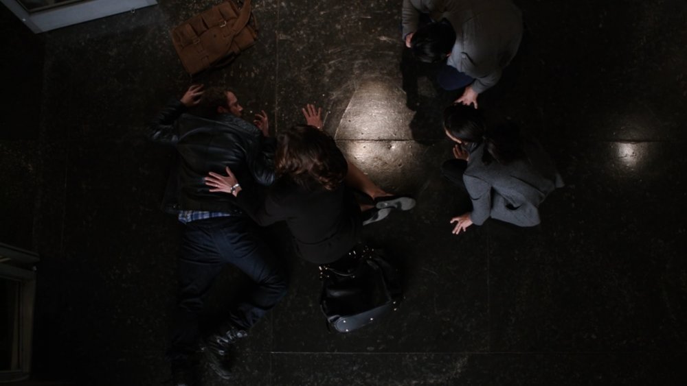 Hodgins' collapses after surviving an explosion on Bones