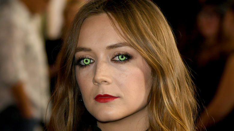 Billie Lourd wearing green contacts