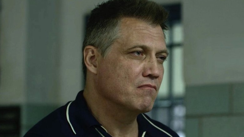 Bill scowling in Mindhunters (2017)