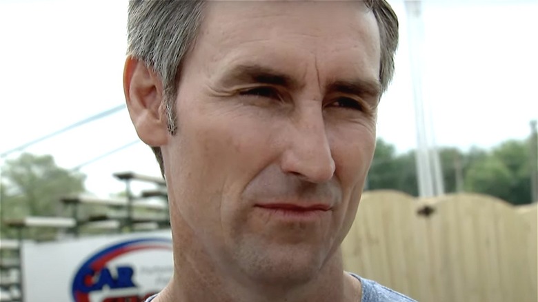 Mike Wolfe squinting on American Pickers 
