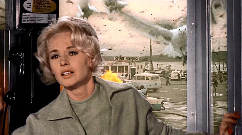 Tippi Hedren escapes phone booth