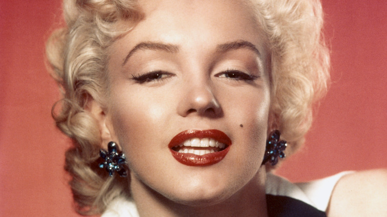 Marilyn Monroe smiles