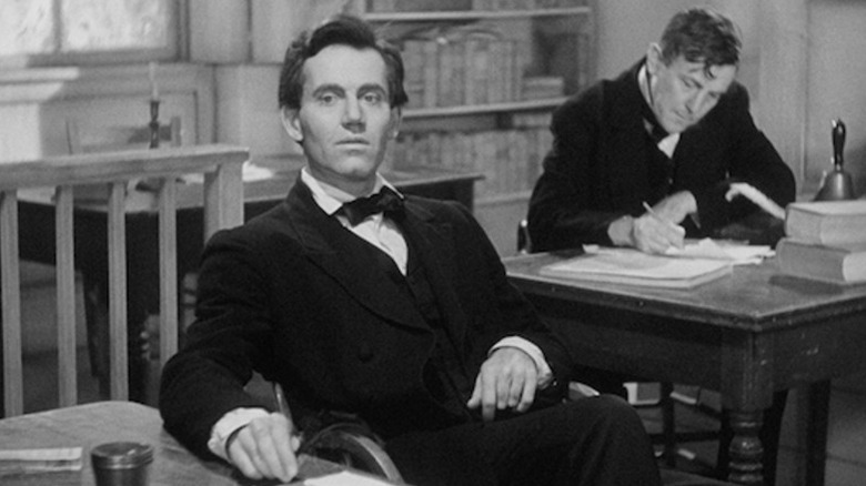 abraham lincoln sitting