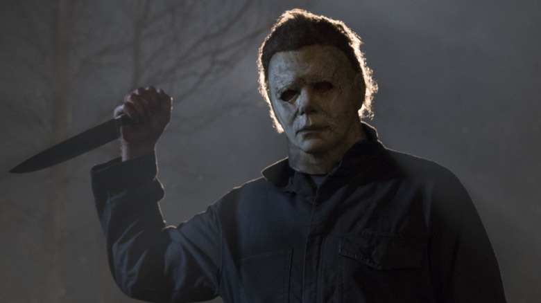 Michael Myers holding knife