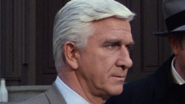 Leslie Nielsen in Police Squad!