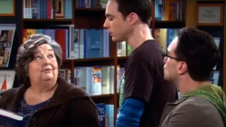Mildred interacts with Sheldon and Leonard on "The Big Bang Theory" (2007-2019)