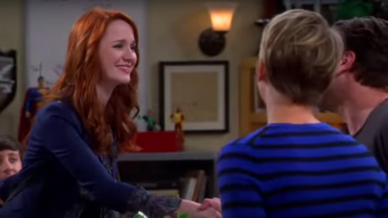 Emily meets Raj's friends