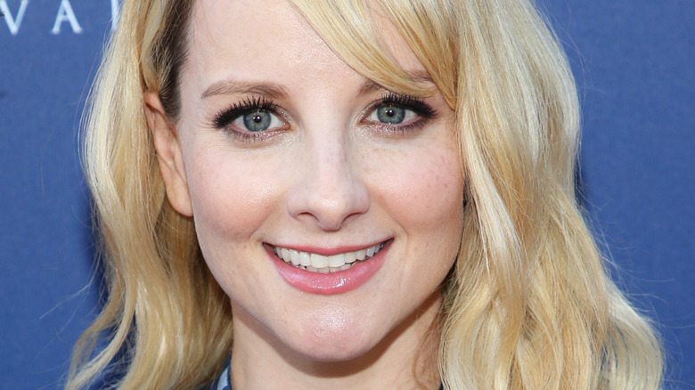 Melissa Rauch smiling