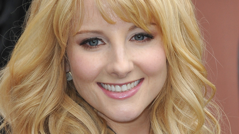 Melissa Rauch smiling