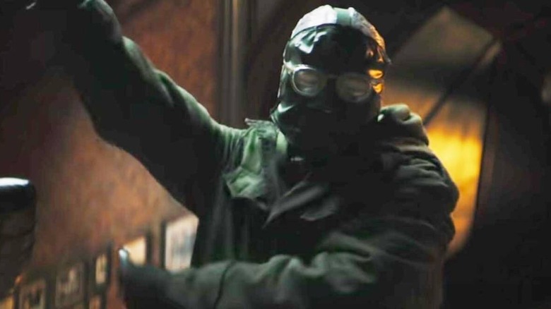 Riddler carrying out his plan