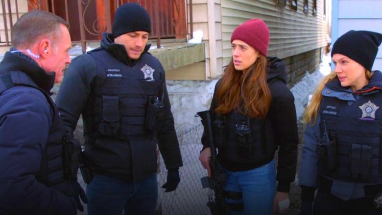 Jason Beghe, Jesse Lee Soffer, Marina Squerciati and Tracy Spiridakos in police uniforms