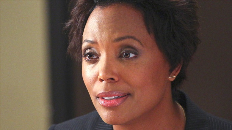 Aisha Tyler as Dr. Tara Lewis