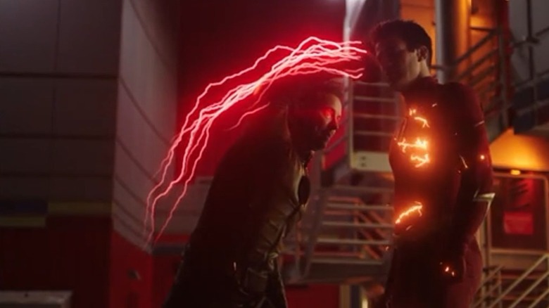 The Flash fighting Eobard Thawne