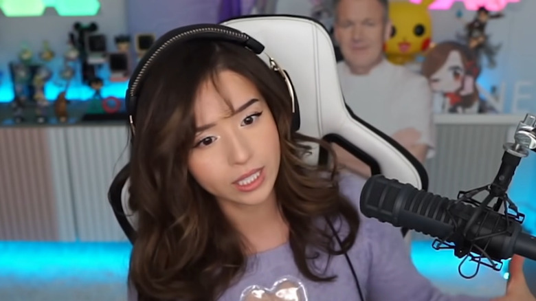 Pokimane talking into mic on stream