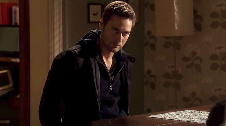 Eggold playing Tom Keen
