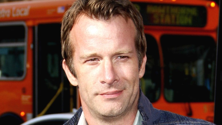 Thomas Jane smiling