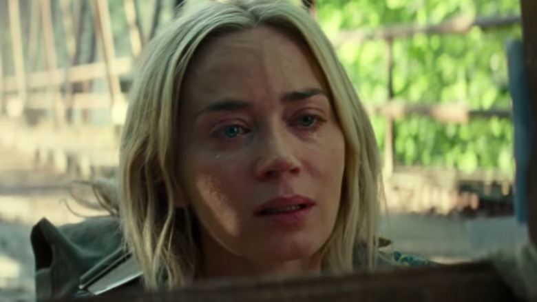 Emily Blunt Evelyn Abbott crying