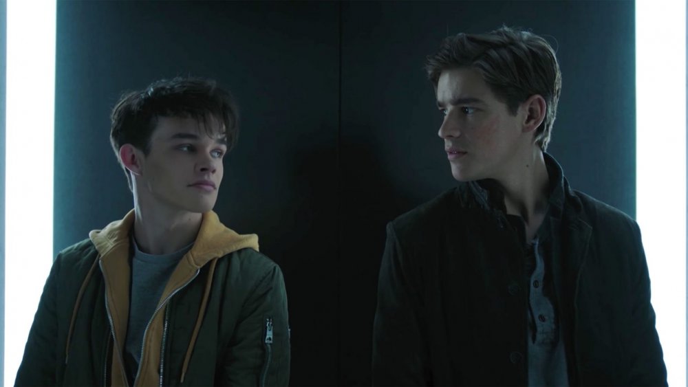 Curran Walters and Brenton Thwaites on Titans