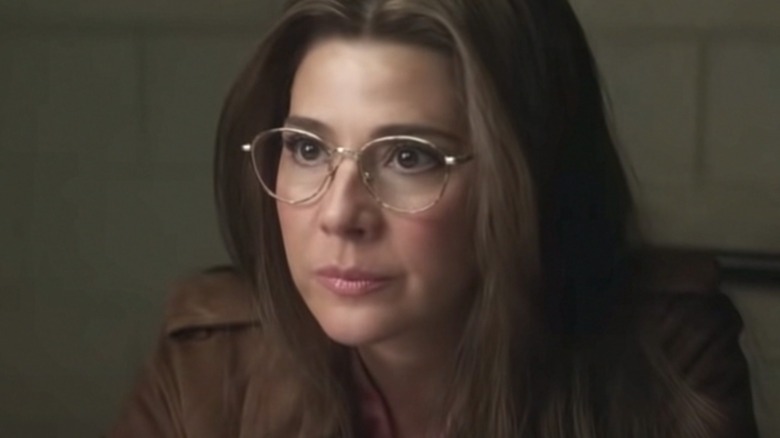 Aunt May wearing glasses
