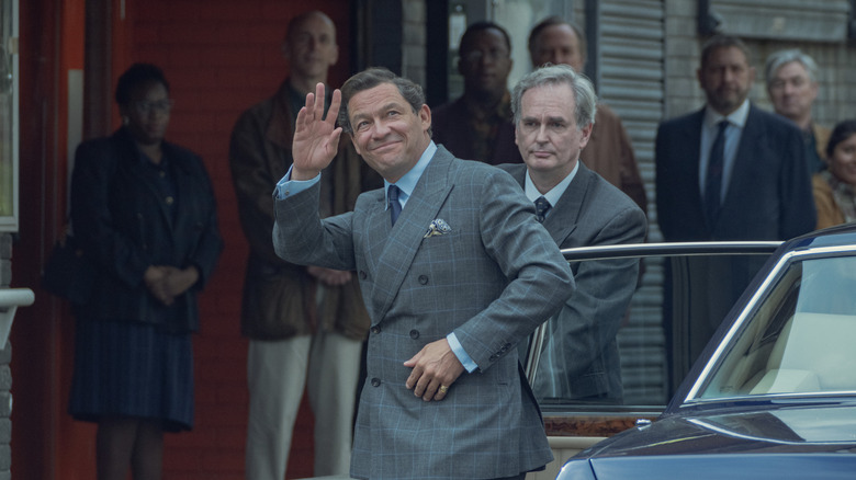 Dominic West Charles waving 