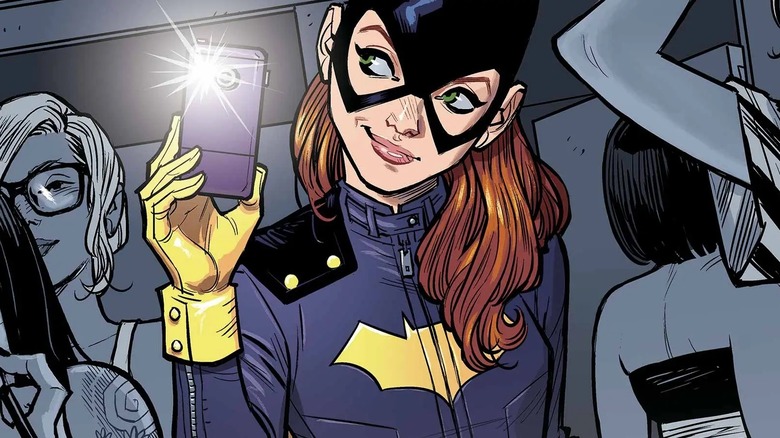   Batgirl fent-se una selfie
