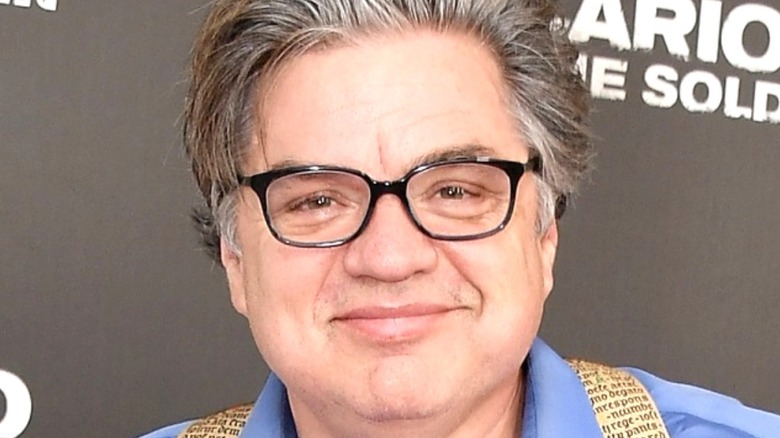 Oliver Platt smiling