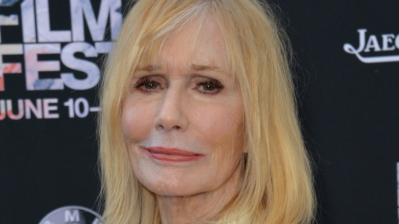 Sally Kellerman smile red carpet