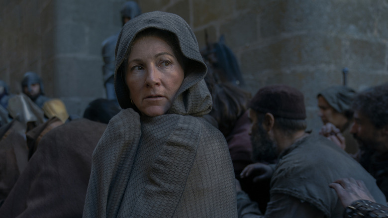 Rhaenys hooded cloaked scared