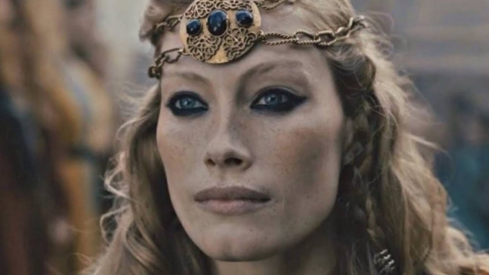 Alyssa Sutherland plays Aslaug on History's Vikings