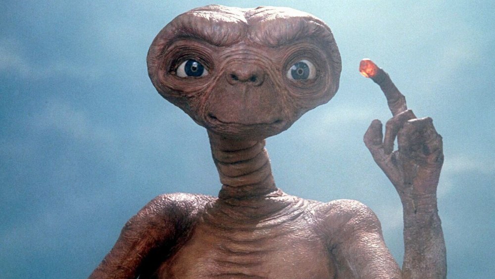 E.T. the Extra-Terrestrial promo still