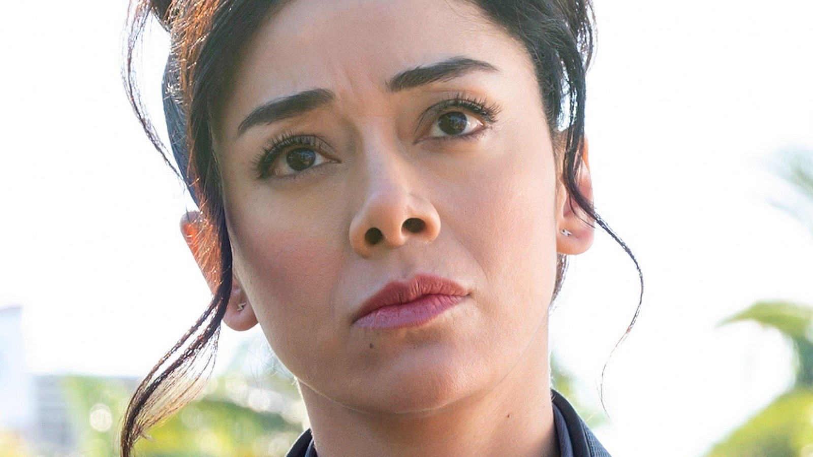 The Ella Prop Lucifer Star Aimee Garcia Stole From Set