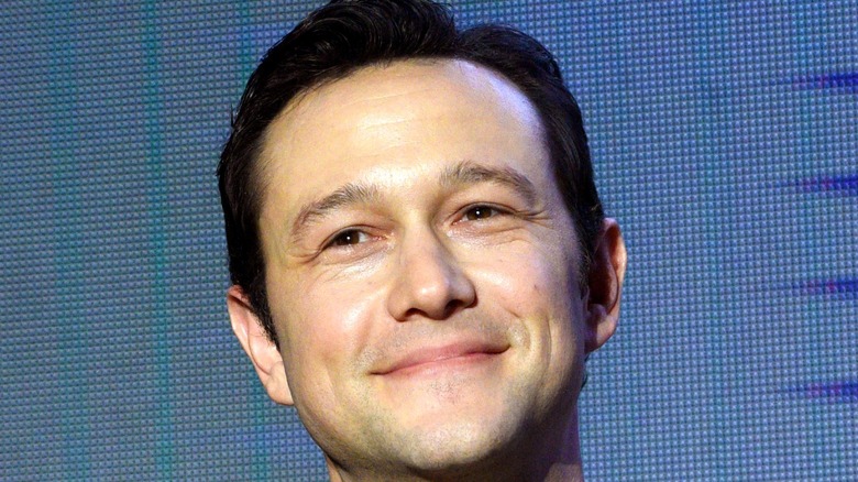 Joseph Gordon-Levitt smiling