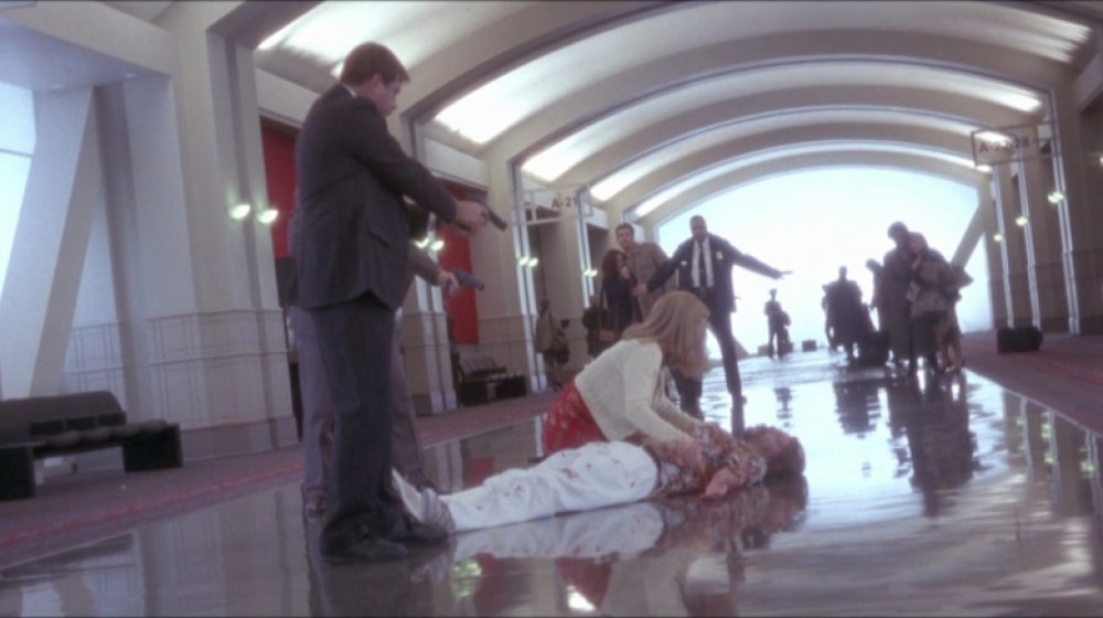 Bruce Willis as James Cole lies dead in the airport at the end of 12 Monkeys