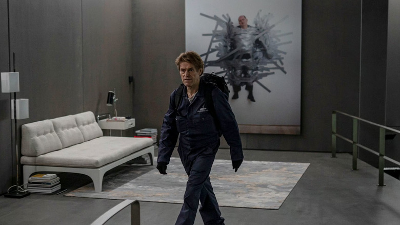 Nemo walking into the penthouse