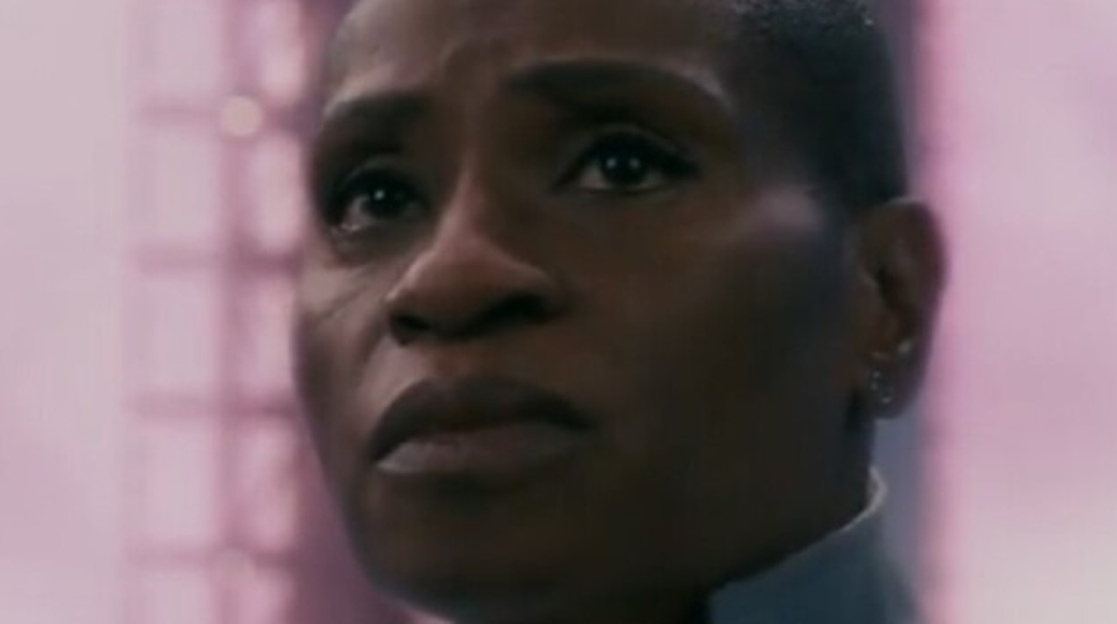 The Ending Of Amazon Prime's Paper Girls Season 1 Explained